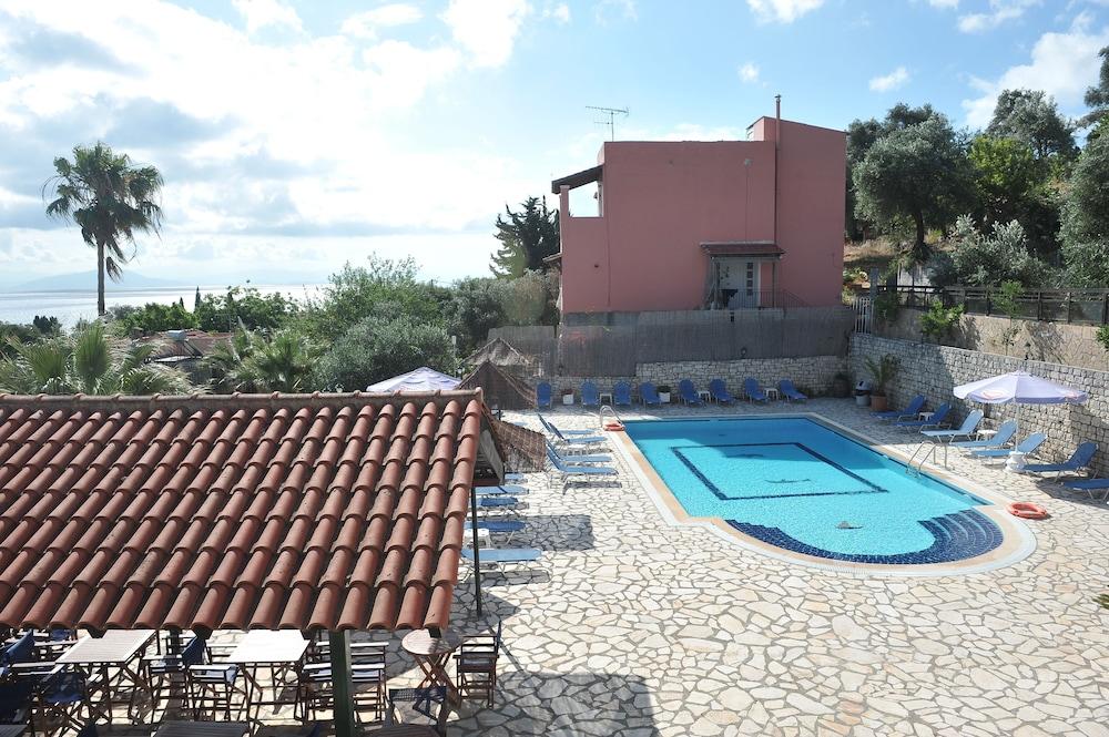 Kerkyra Beach Hotel & Apartments Benitses  Zewnętrze zdjęcie