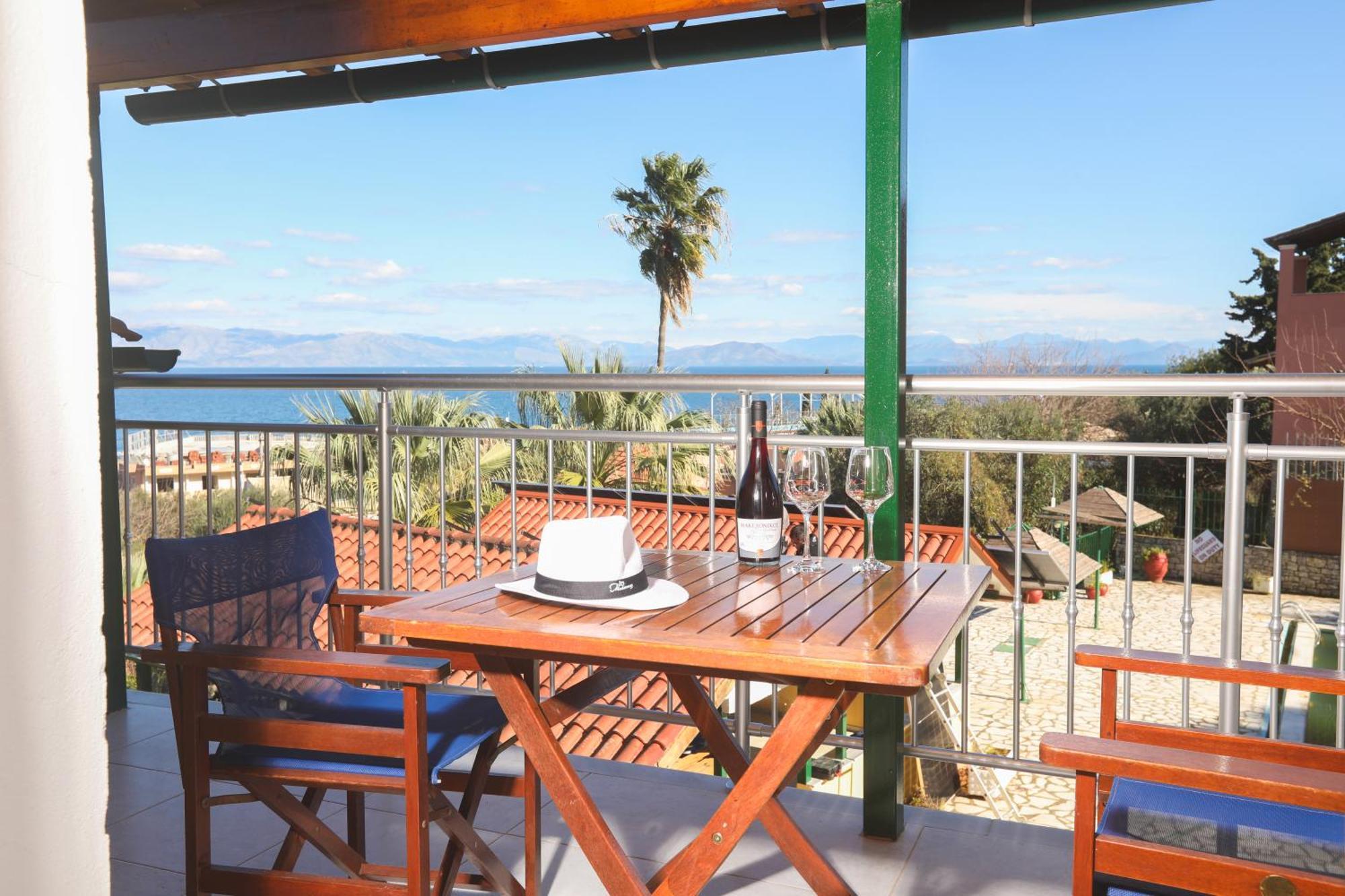 Kerkyra Beach Hotel & Apartments Benitses  Zewnętrze zdjęcie