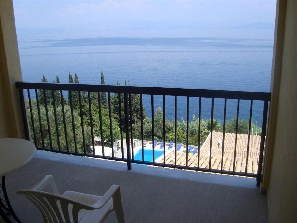 Kerkyra Beach Hotel & Apartments Benitses  Zewnętrze zdjęcie