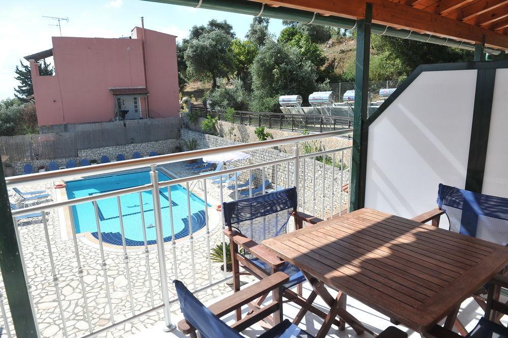 Kerkyra Beach Hotel & Apartments Benitses  Zewnętrze zdjęcie
