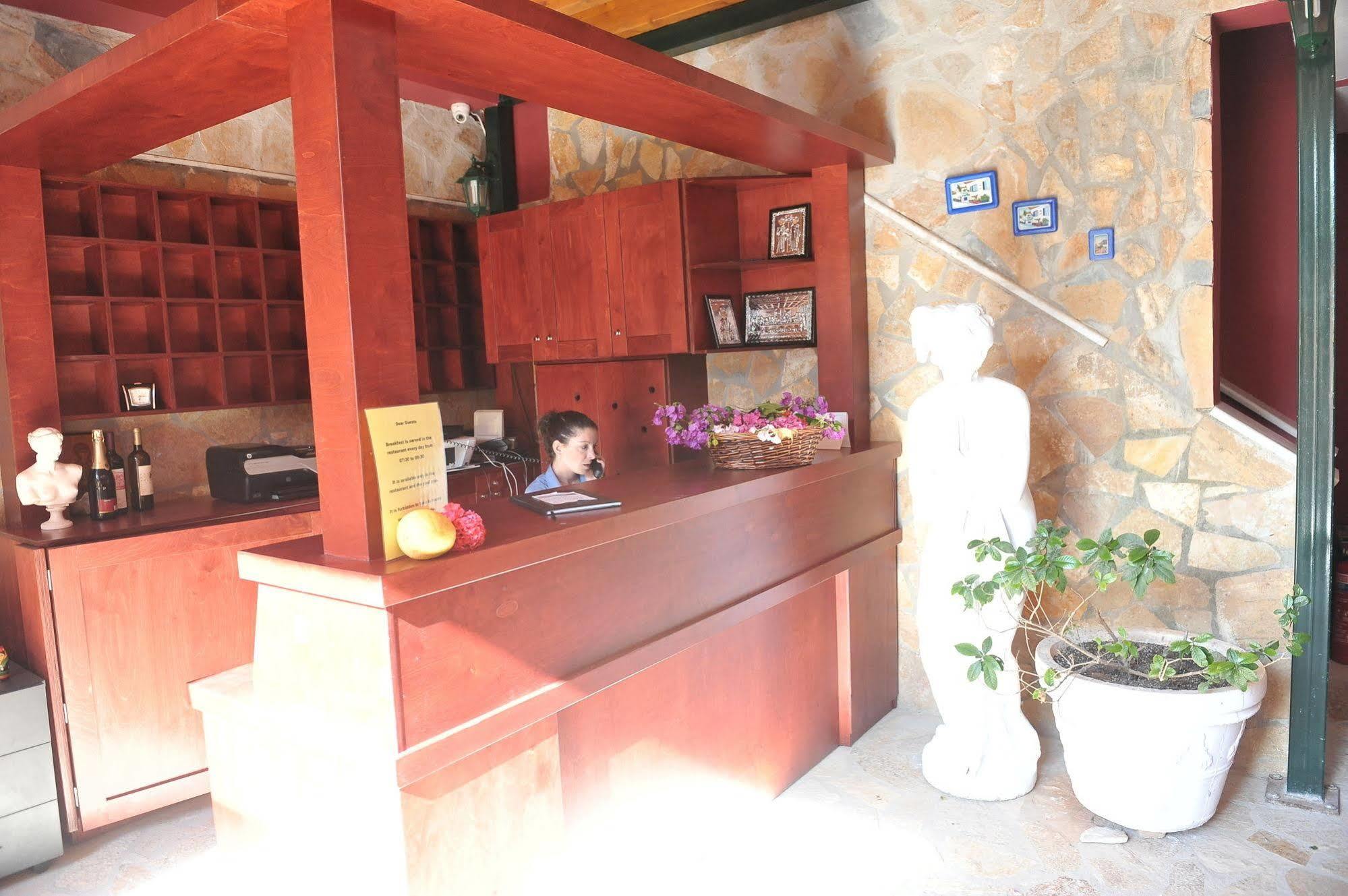 Kerkyra Beach Hotel & Apartments Benitses  Zewnętrze zdjęcie