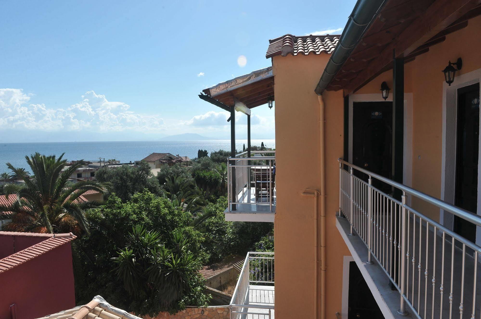 Kerkyra Beach Hotel & Apartments Benitses  Zewnętrze zdjęcie