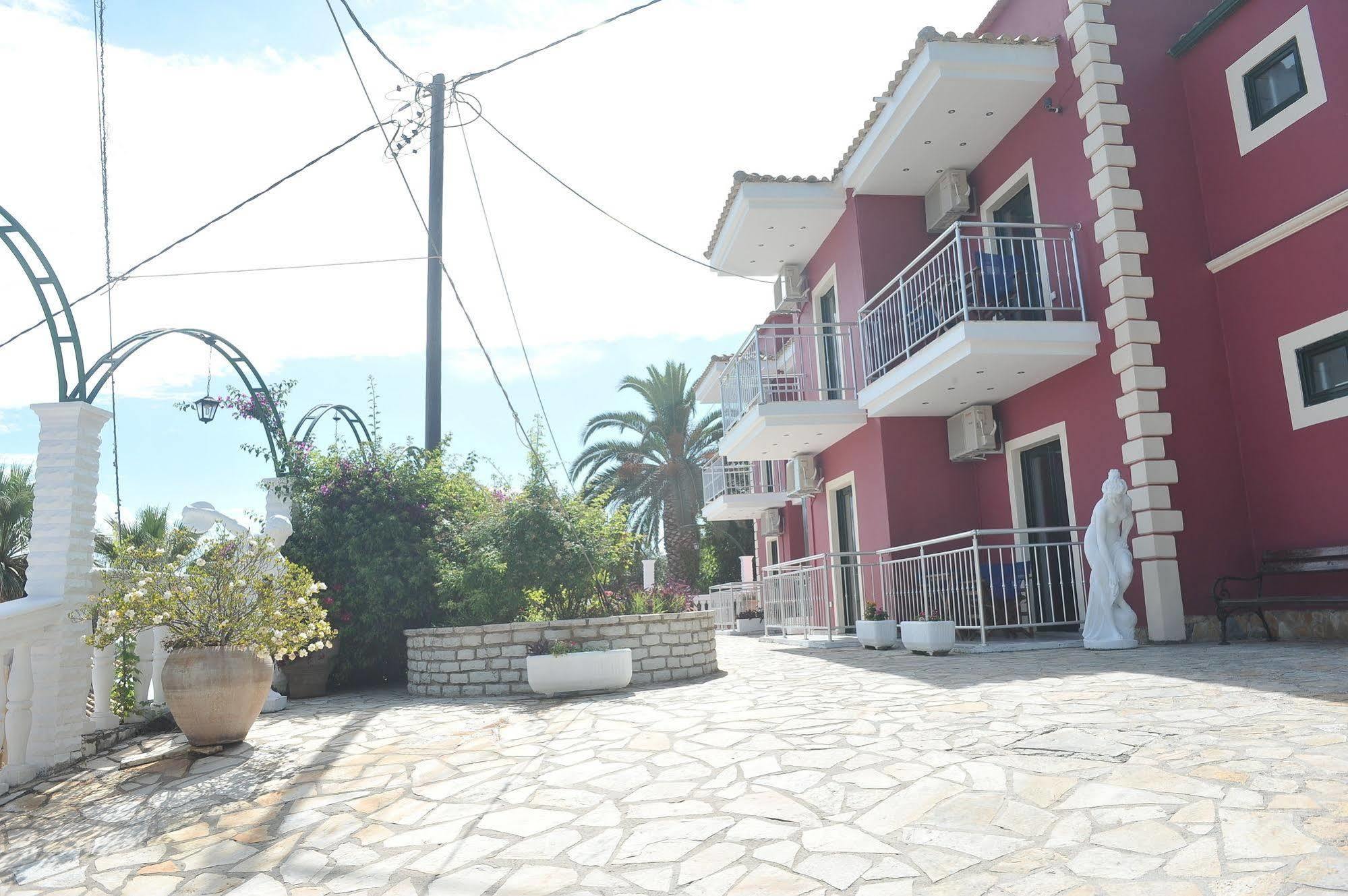 Kerkyra Beach Hotel & Apartments Benitses  Zewnętrze zdjęcie